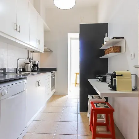 Penha De Franca Terrace By Homing Lisbon