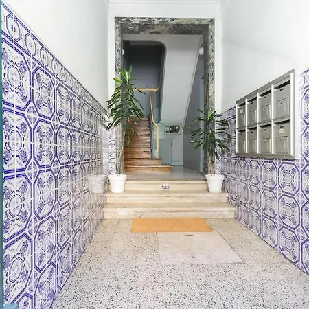 Penha De Franca Terrace By Homing Apartment Lisbon